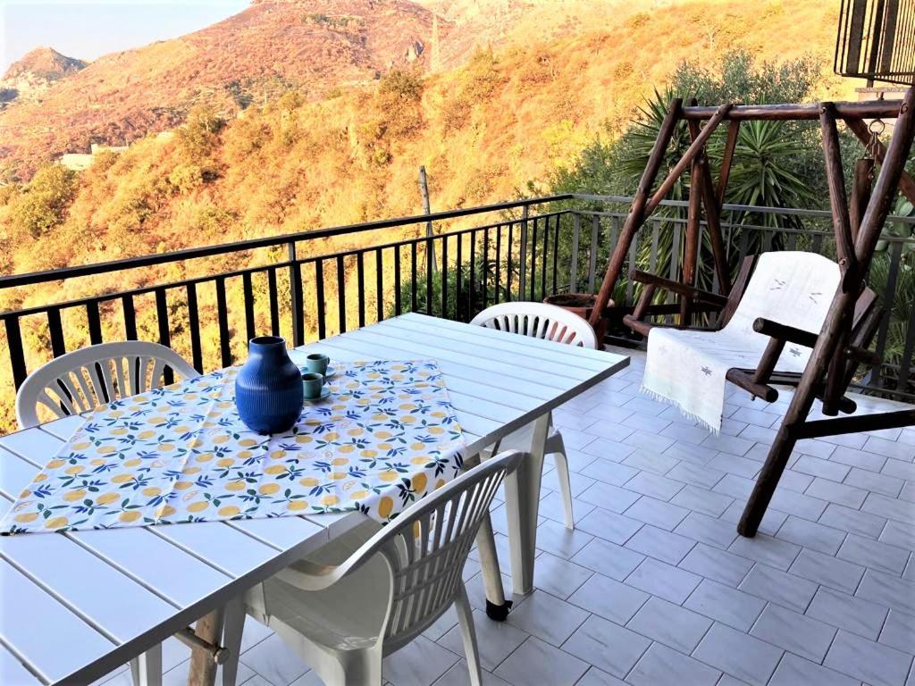 Collina Del Sole Apartment Letojanni Luaran gambar