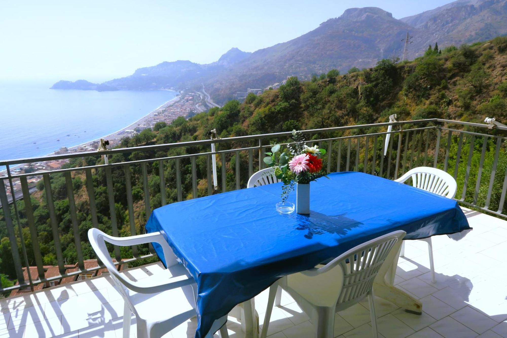 Collina Del Sole Apartment Letojanni Luaran gambar