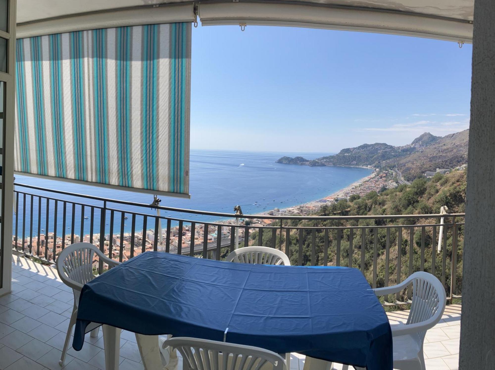 Collina Del Sole Apartment Letojanni Luaran gambar